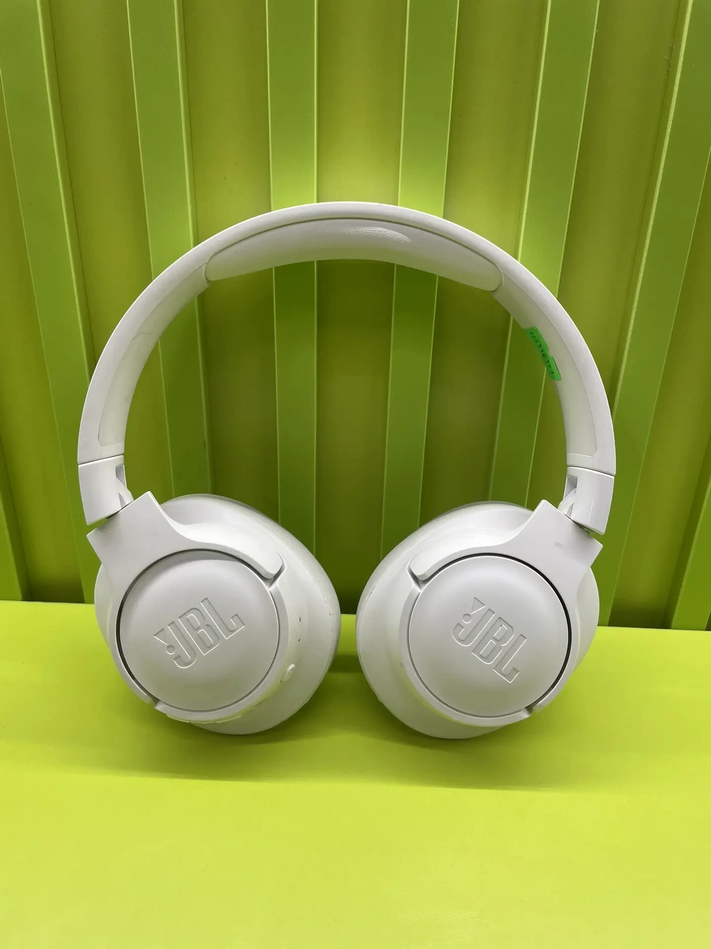 наушники JBL Tune 720BT