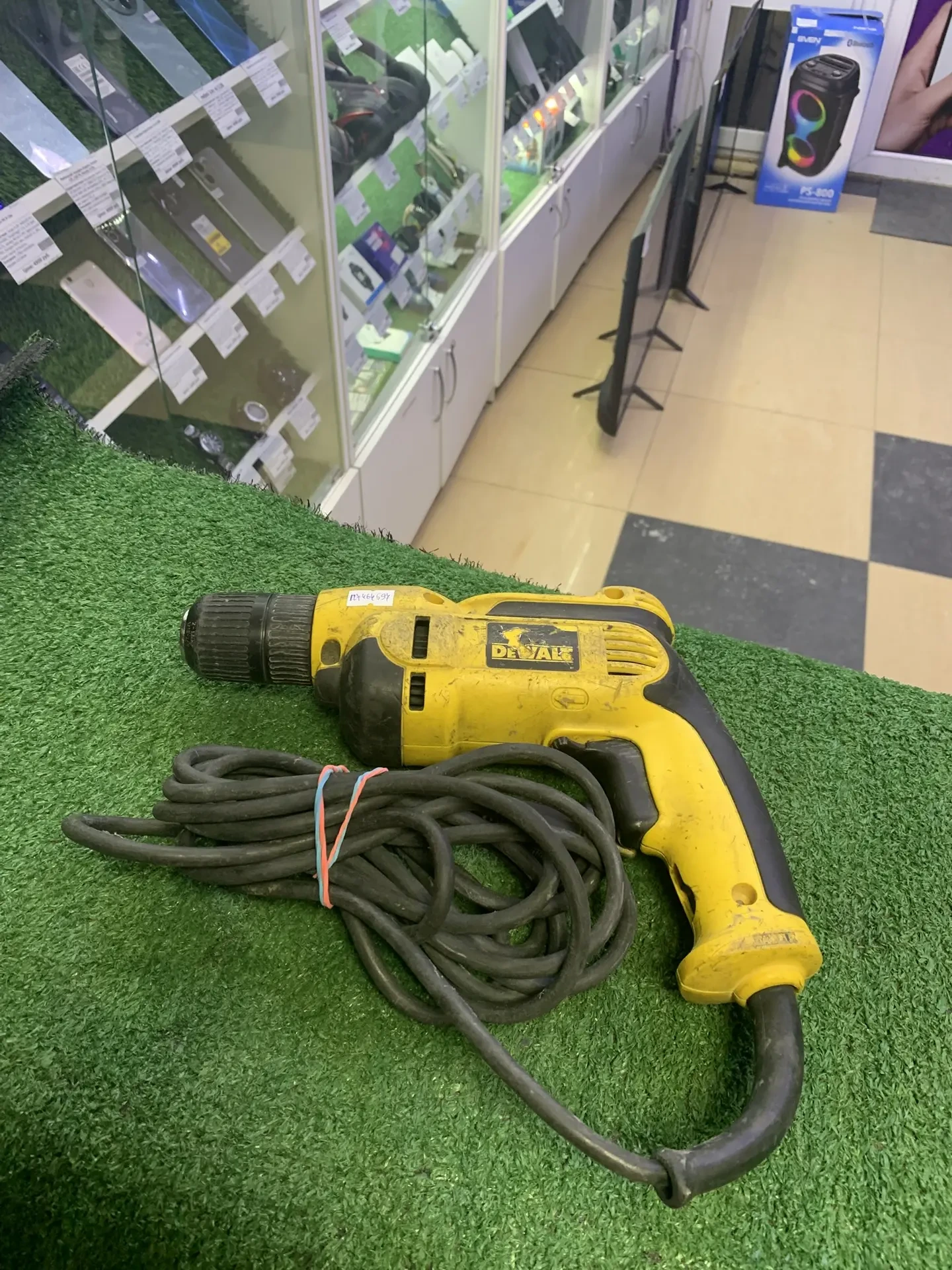 Дрель Dewalt DWD112S