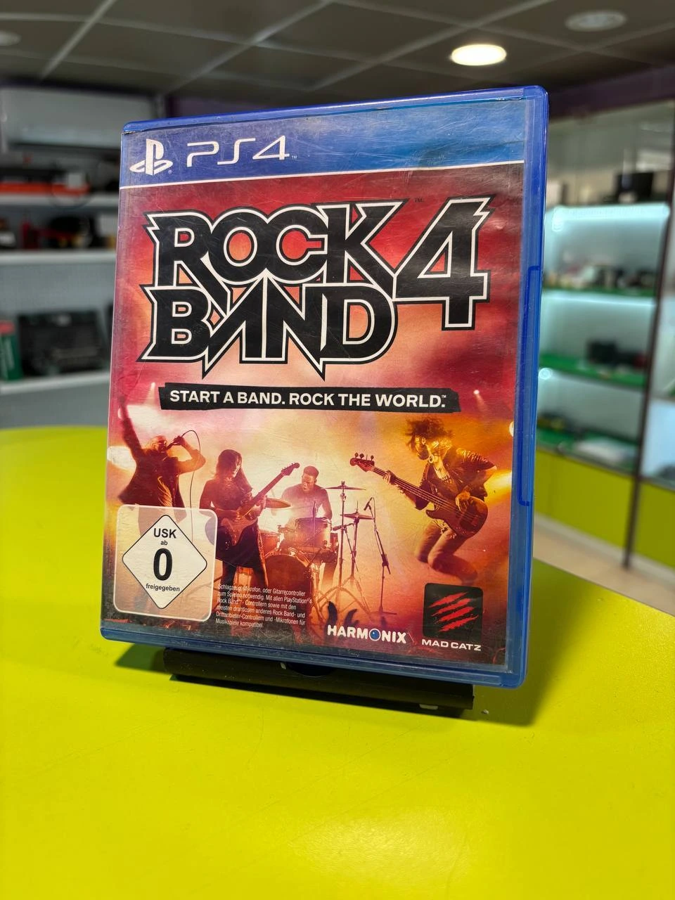 Диск на PS4 Rockband 4