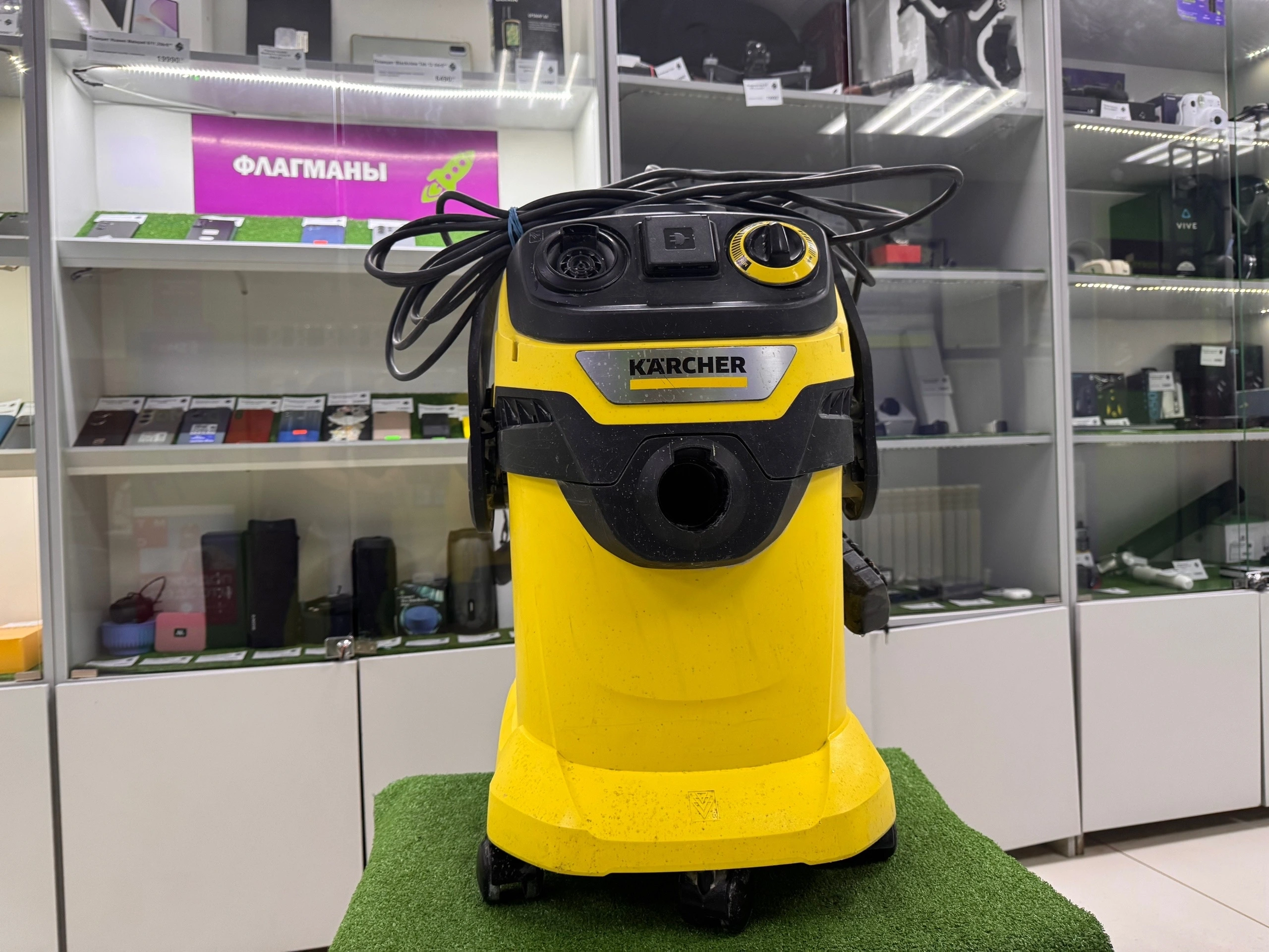 Пылесос Karcher WD 5 P**