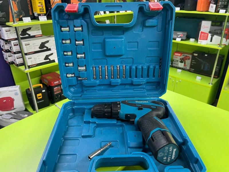 Шуруповерт makita 12v
