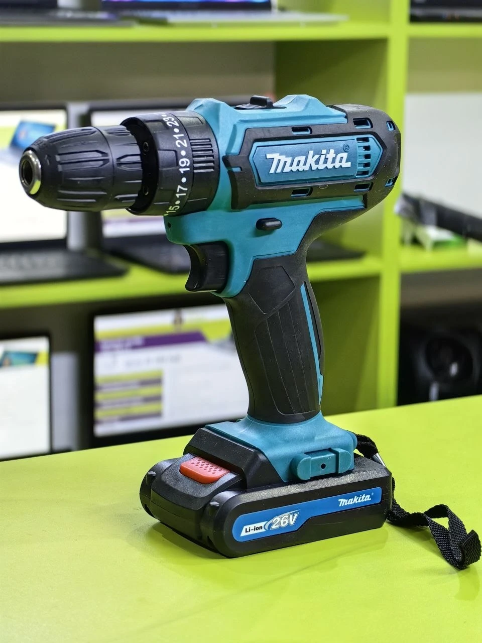 Шуруповерт Makita (Аналог)