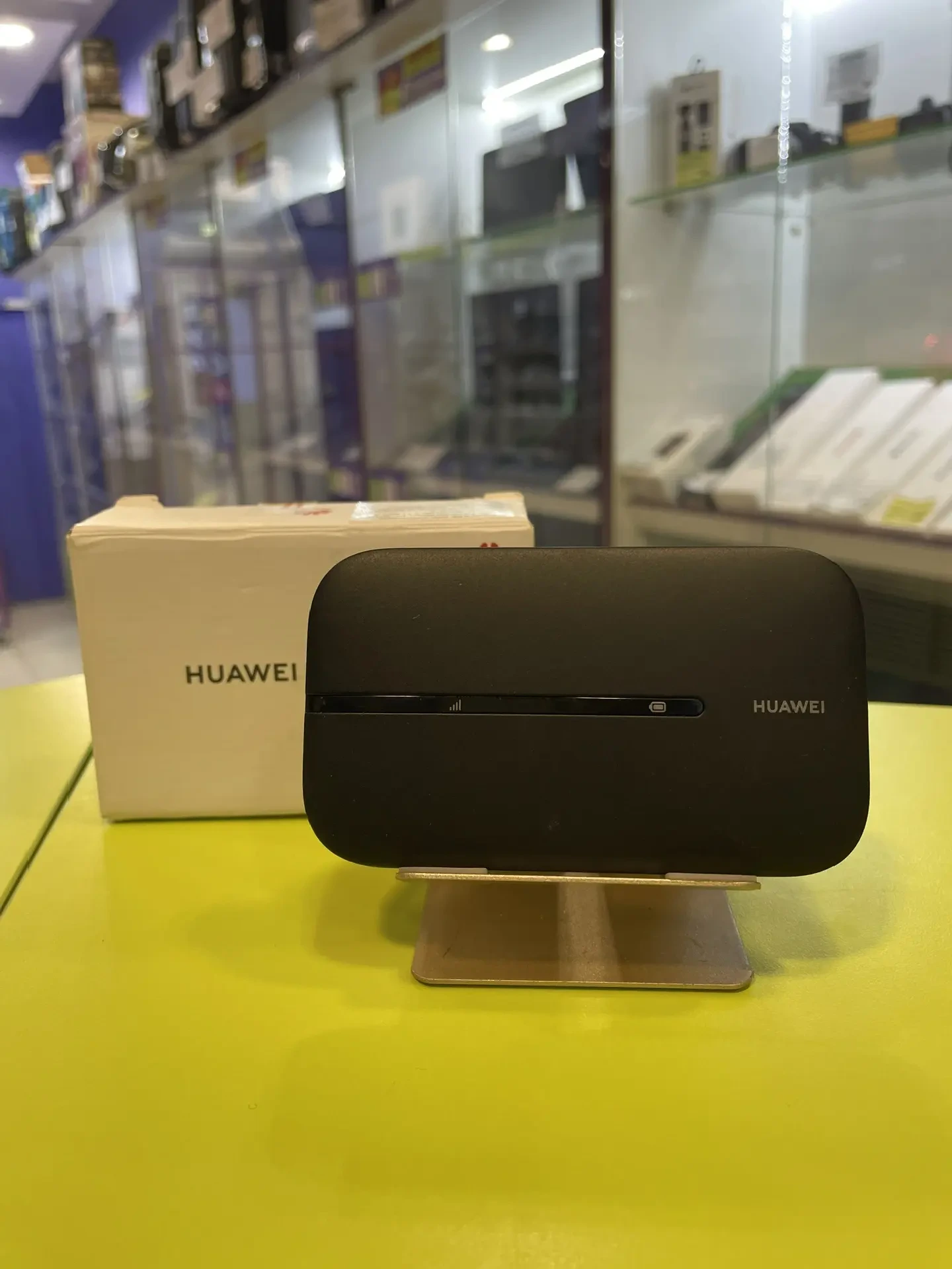 Роутер Huawei E5576-320