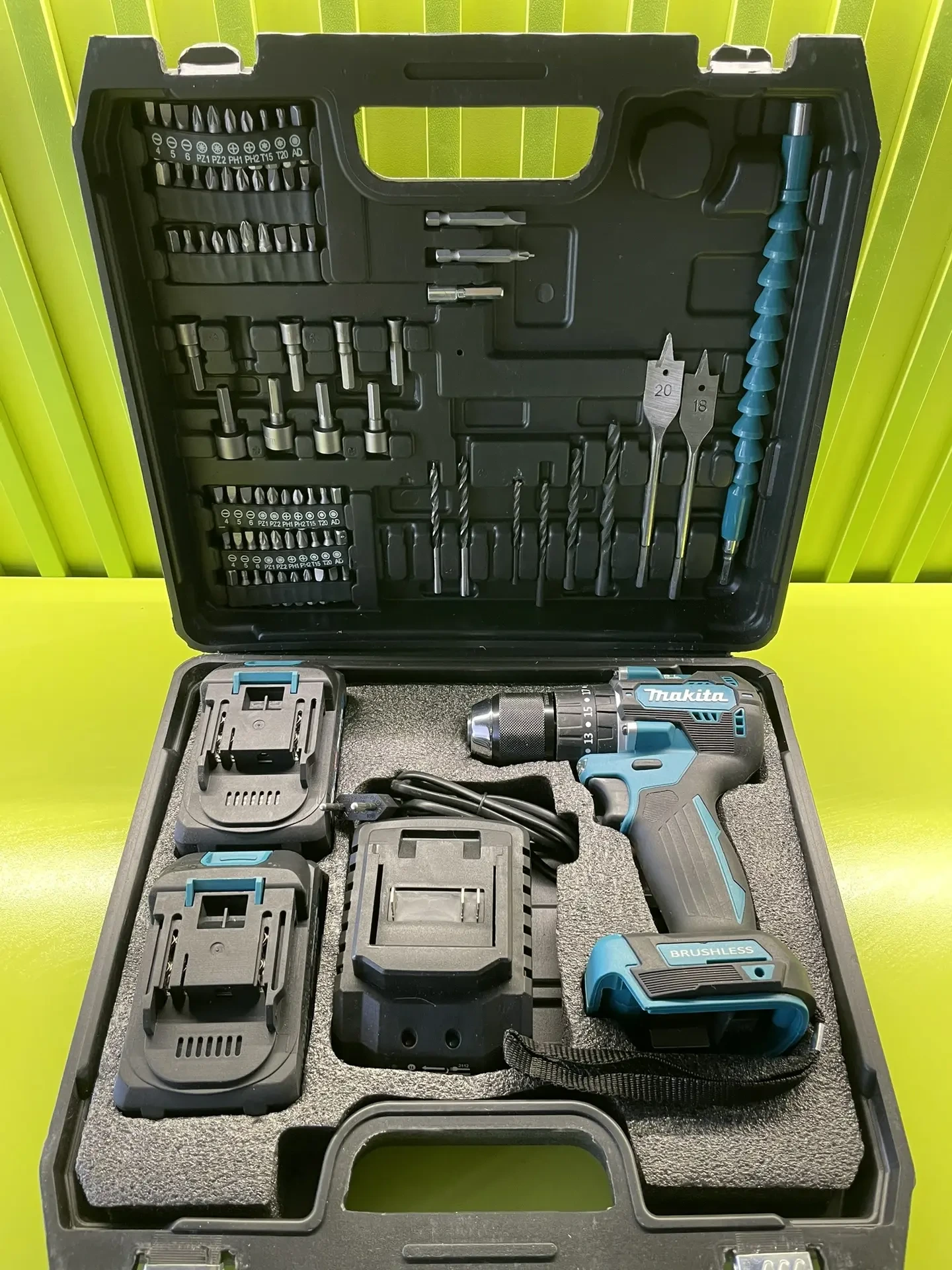 Шуруповерт Makita реплика