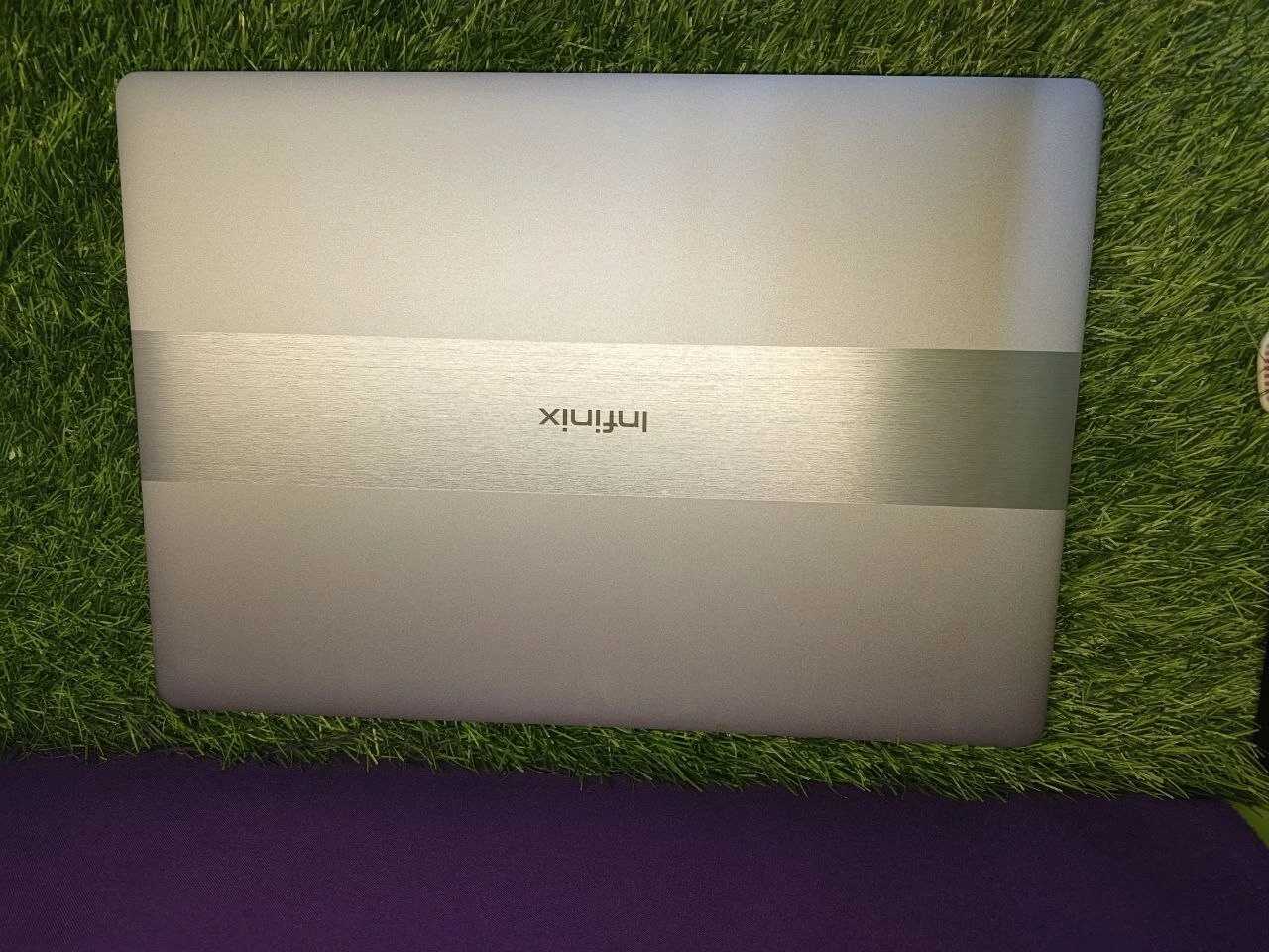 16" Ноутбук Infinix InBook Y3 MAX серый