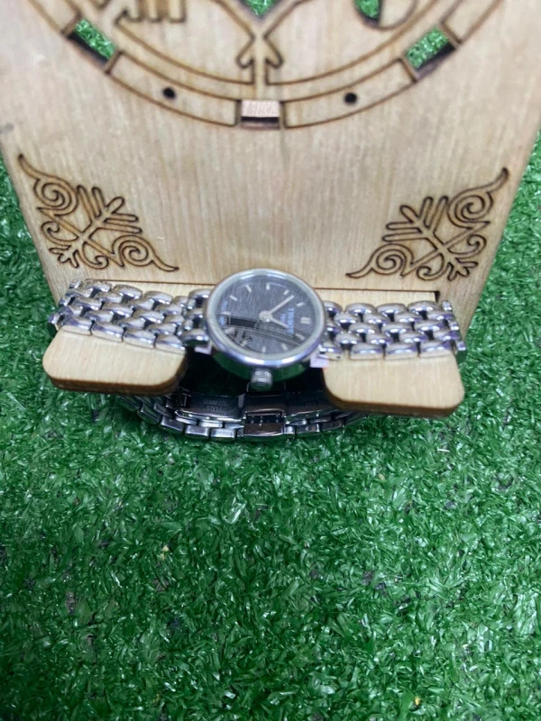 наручные часы tissot 1853**