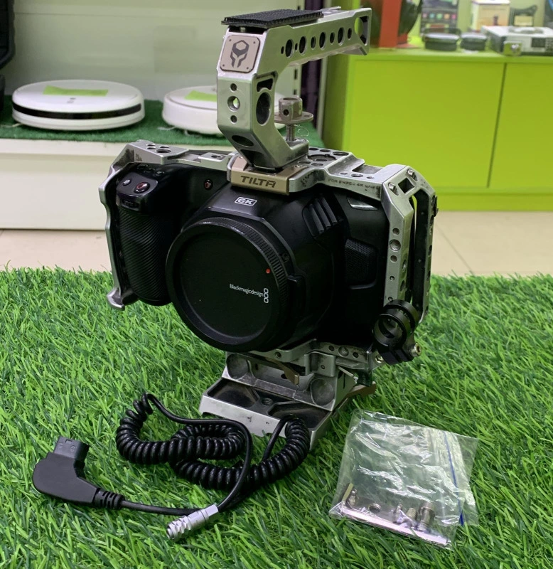 Видеокамера Blackmagic pocket cinema camera 6k**
