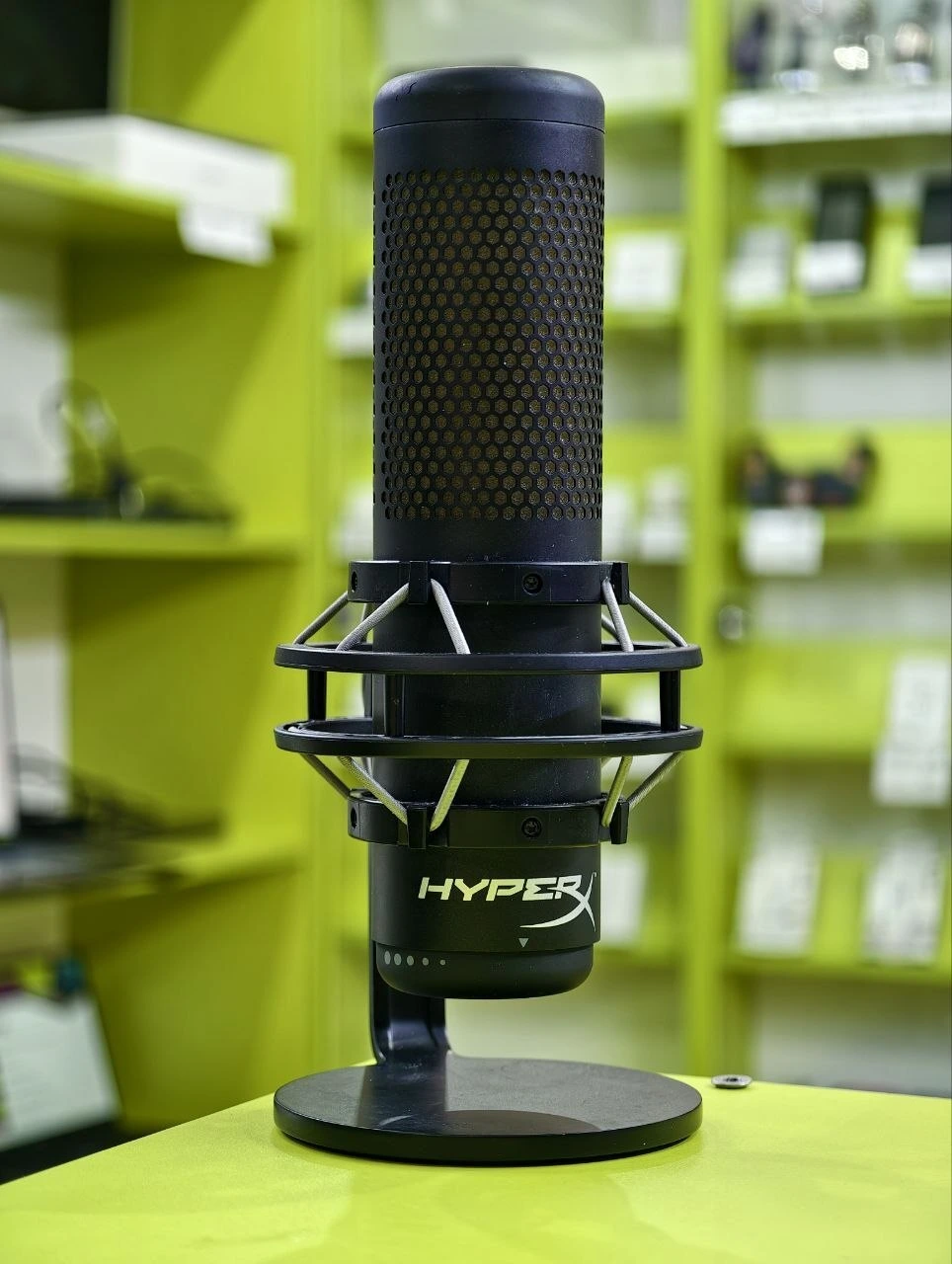 Микрофон HyperX QuadCast