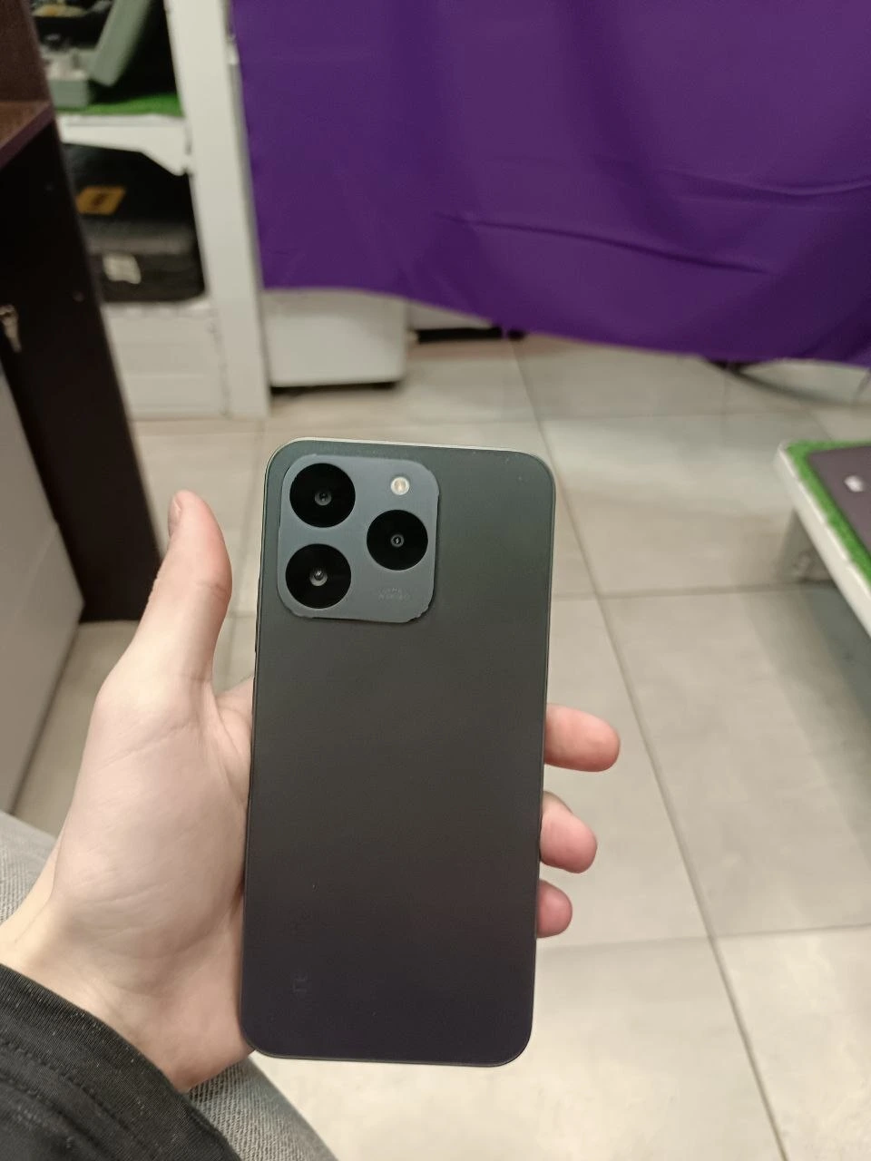 realme 15t 12 256