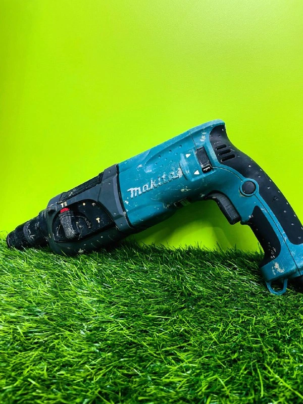 Makita HR2470