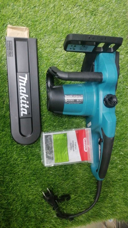 Электрическая цепная пила Makita UC3041A
