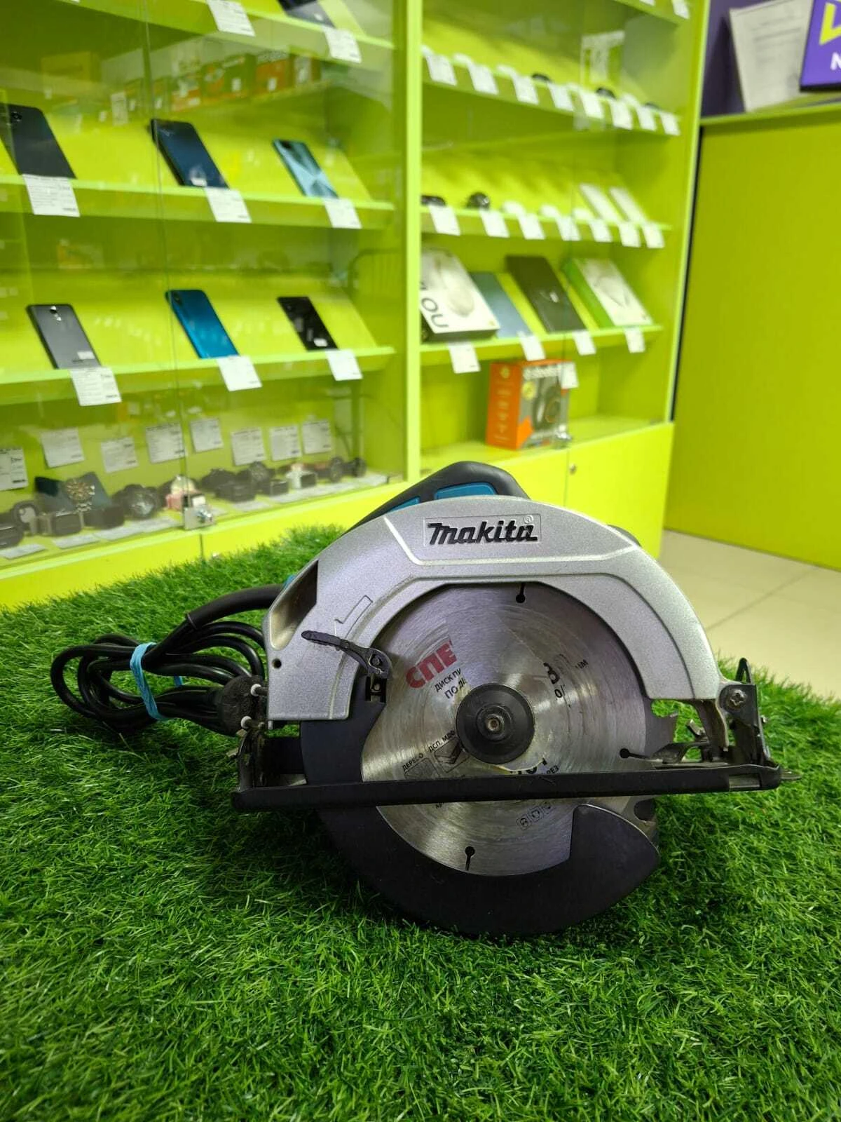 Дисковая пила Makita HS7600