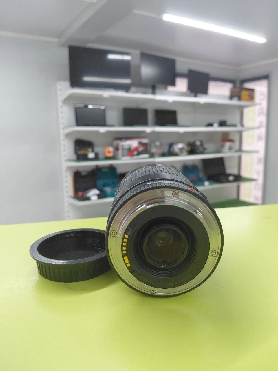canon zoom lens ef 75-300