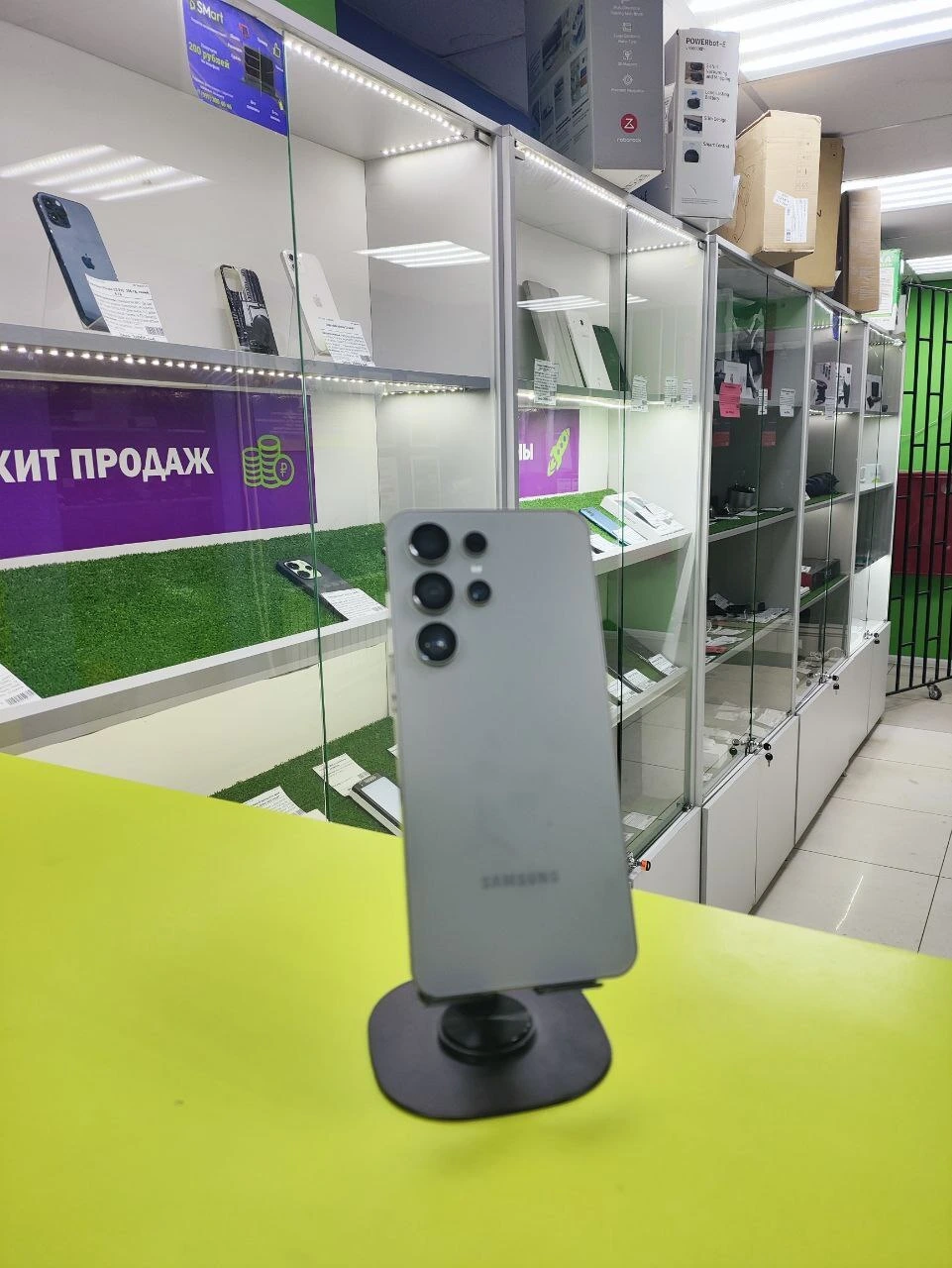 Смартфон S24 256гб Реплика