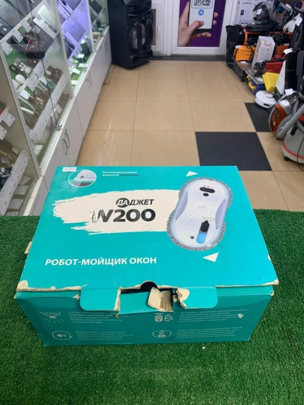 Мойщик окон Даджет-Dbot w200