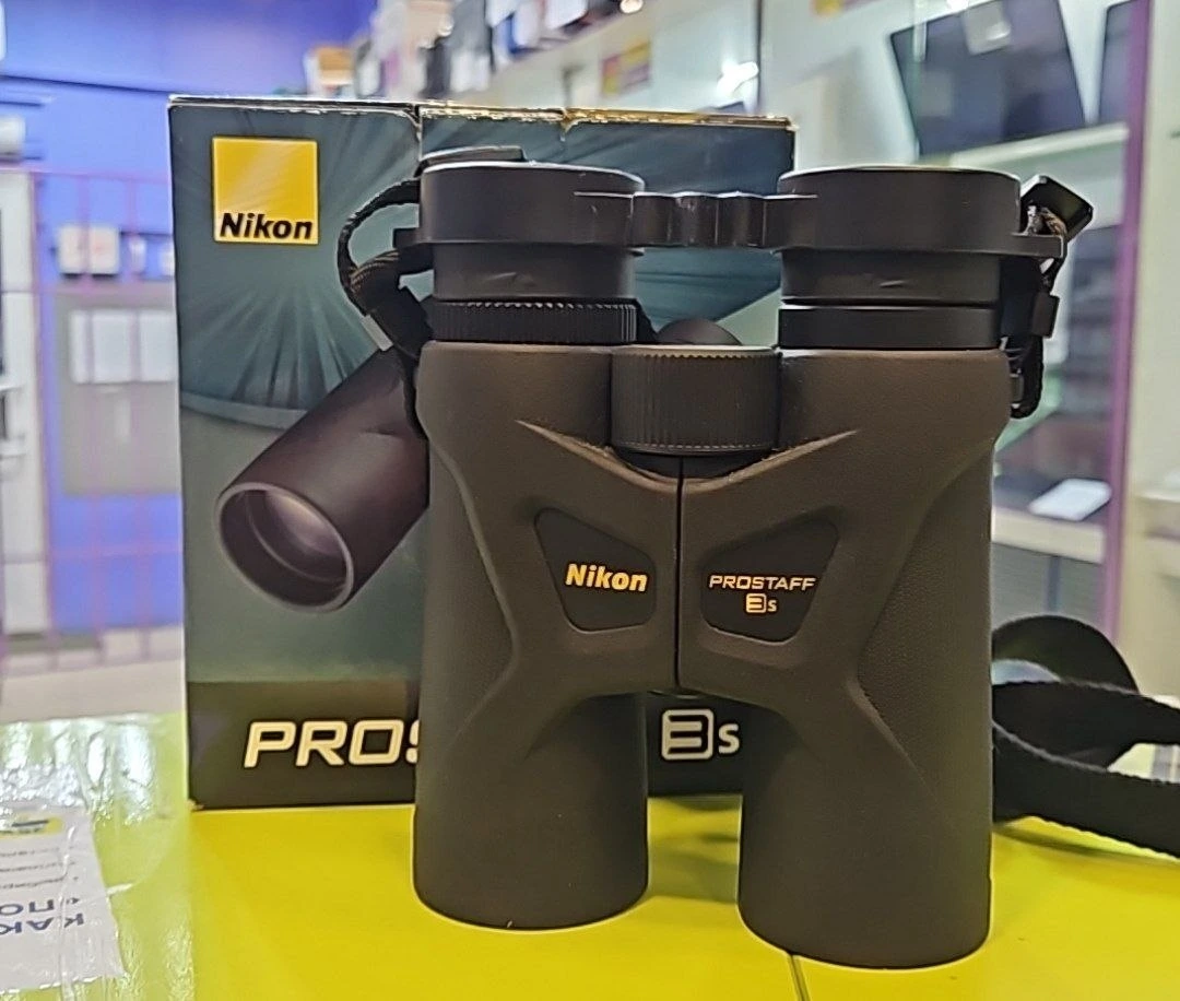 Бинокль Nikon Prostaff 3S *