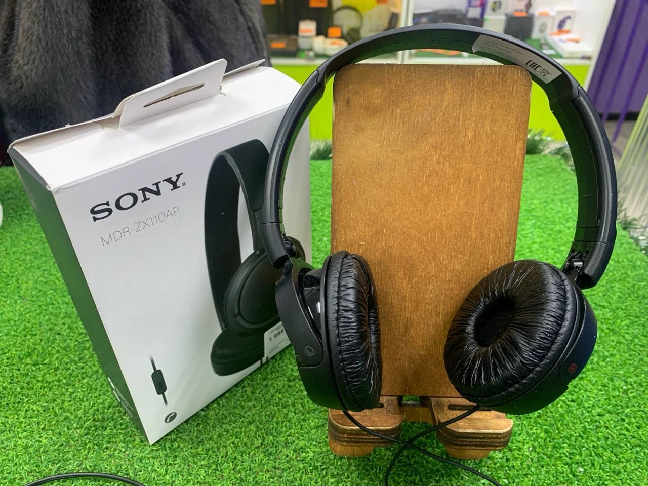 Наушнки проводные Sony MDR-ZX110apb