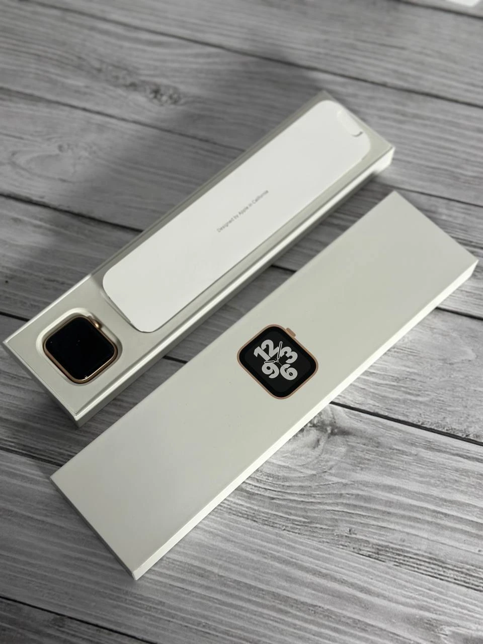 Watch SE 40mm