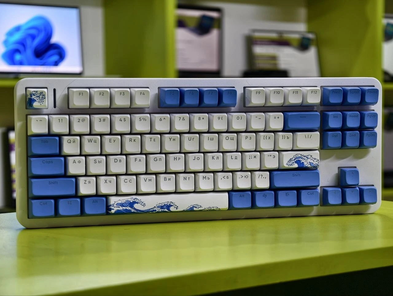 Клавиатура проводная Red Square Keyrox TKL Aquarius