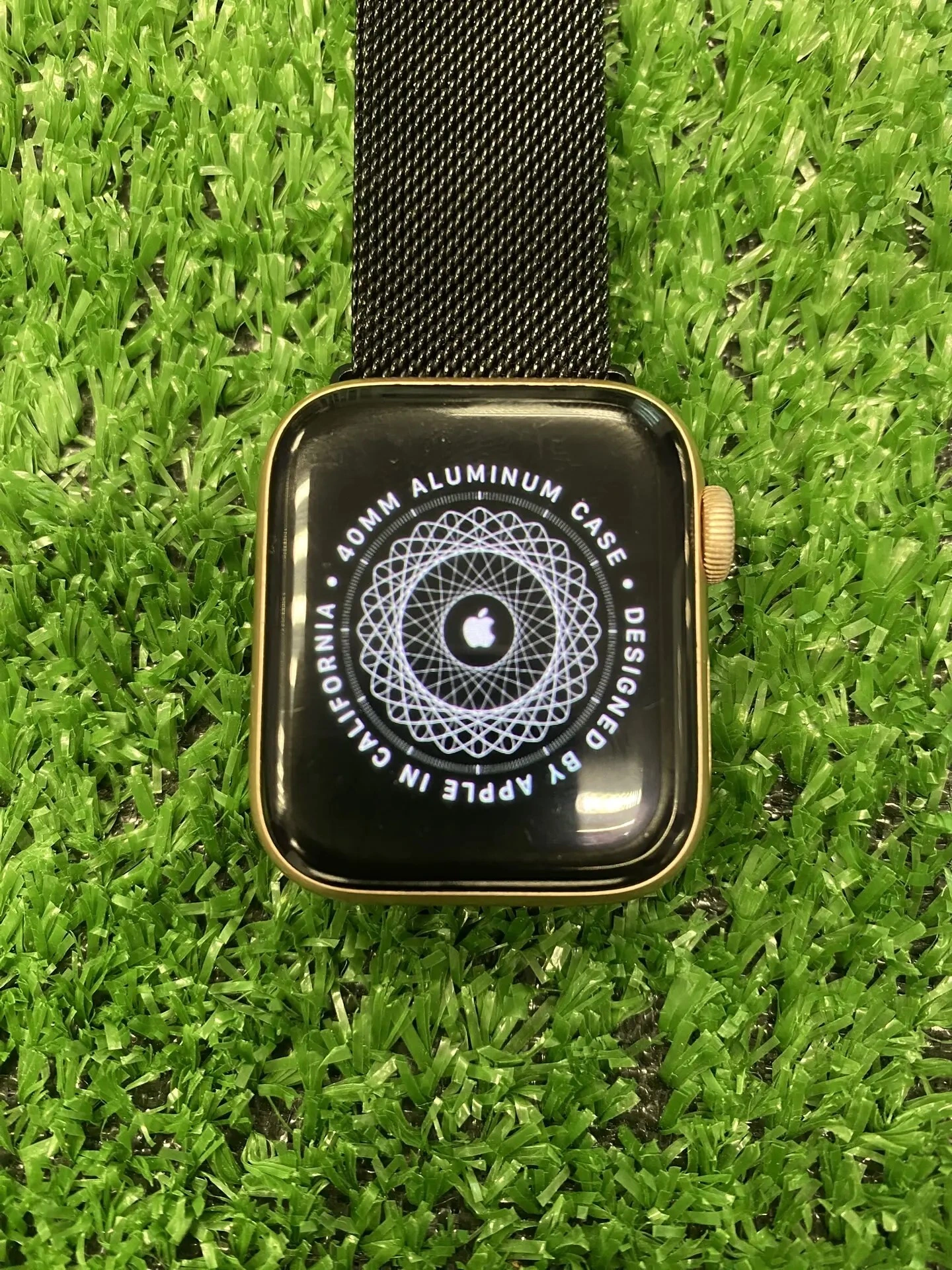 Watch series 4 40 Розовое золото