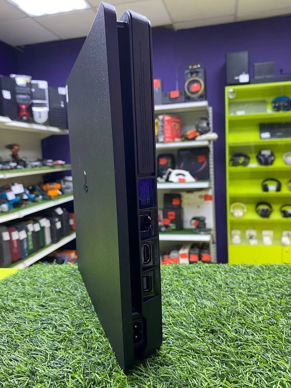 Sony PlayStation 4 slim 1 tb
