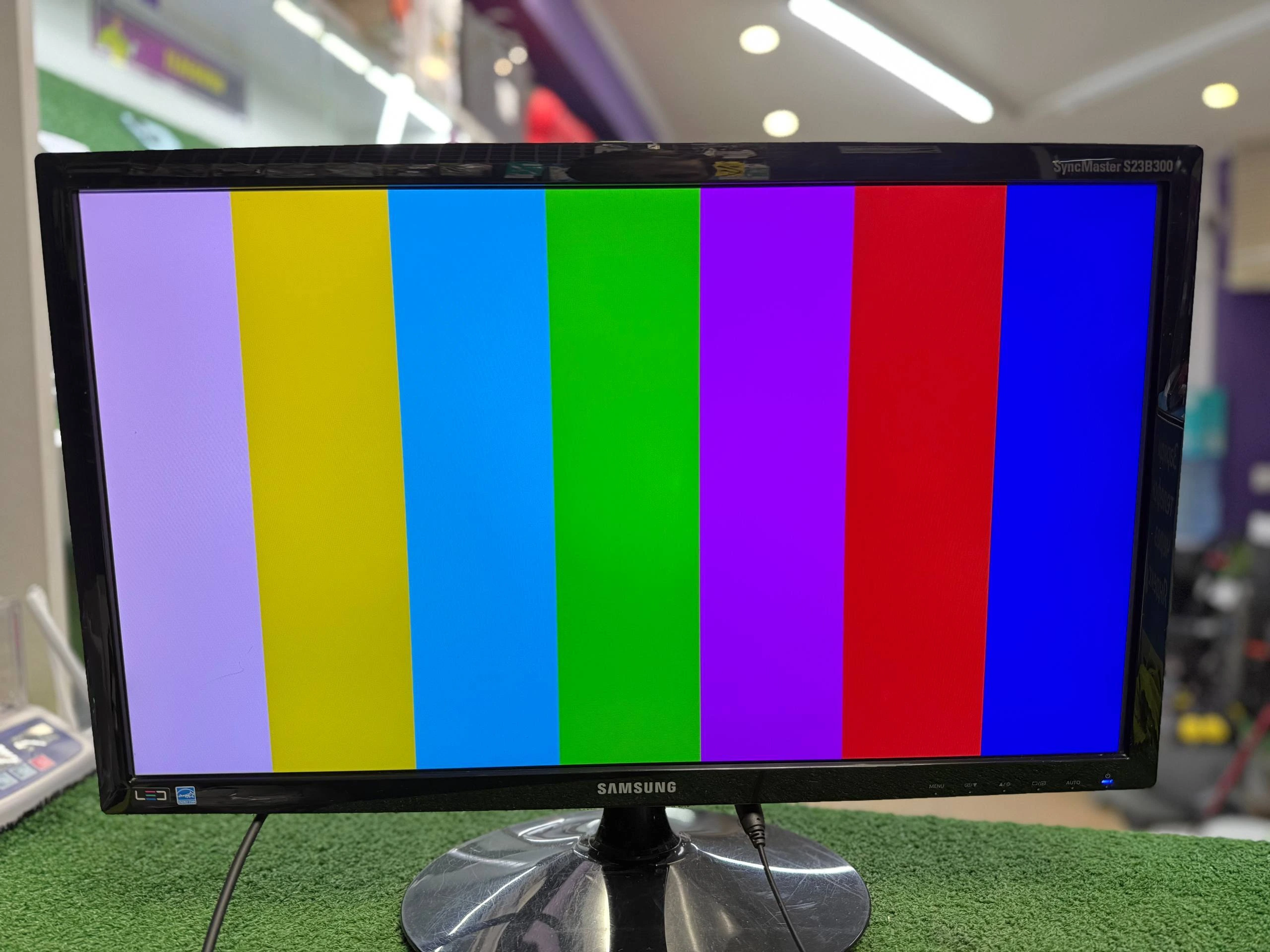 samsung ls23b300