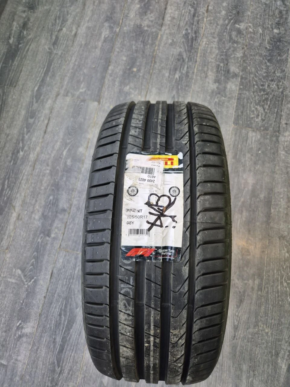 Pirelli Cinturato P7 (P7C2) 225/50 R17 98Y