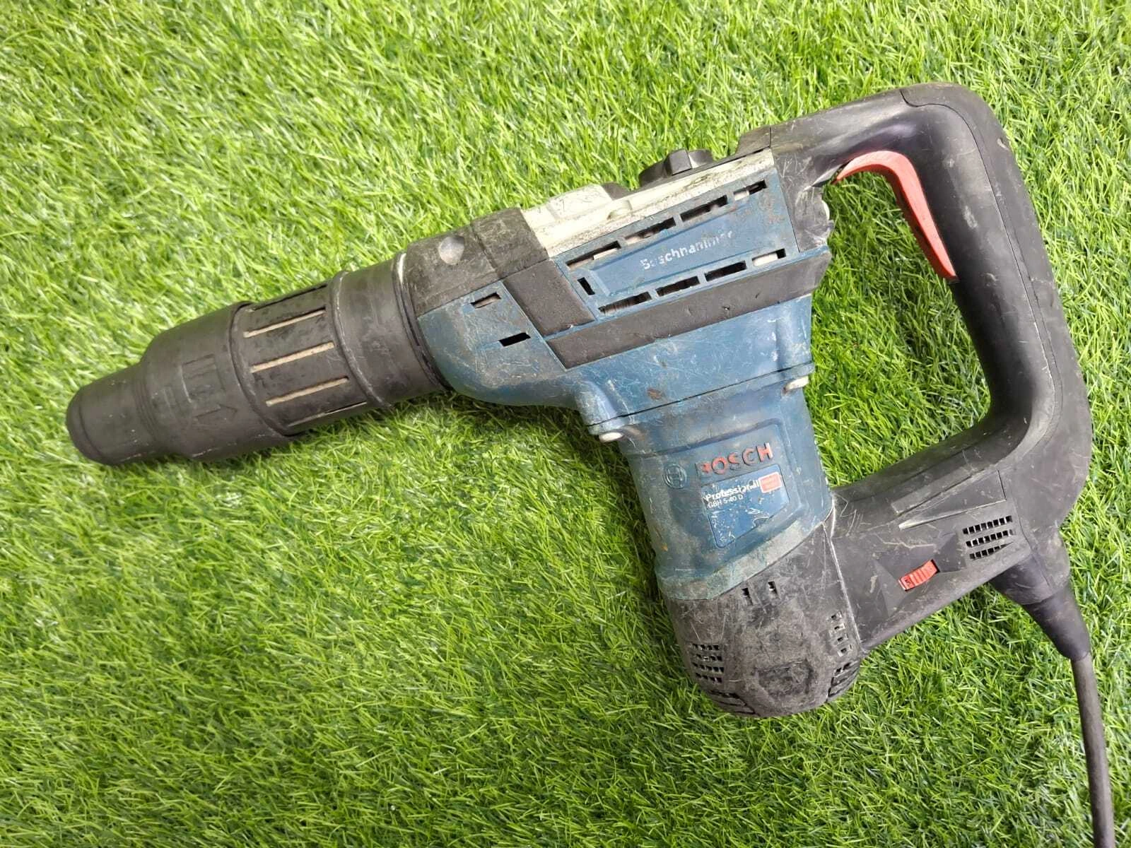 Отбойный молоток BOSCH GBH5-40D