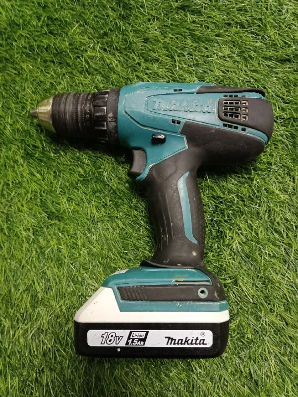 Шуруповерт Makita DF457D