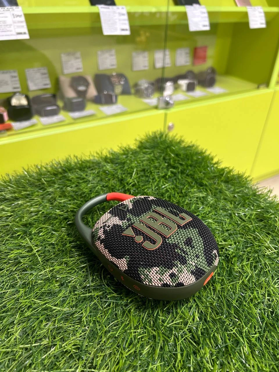 Сабвуфер JBL clip 5