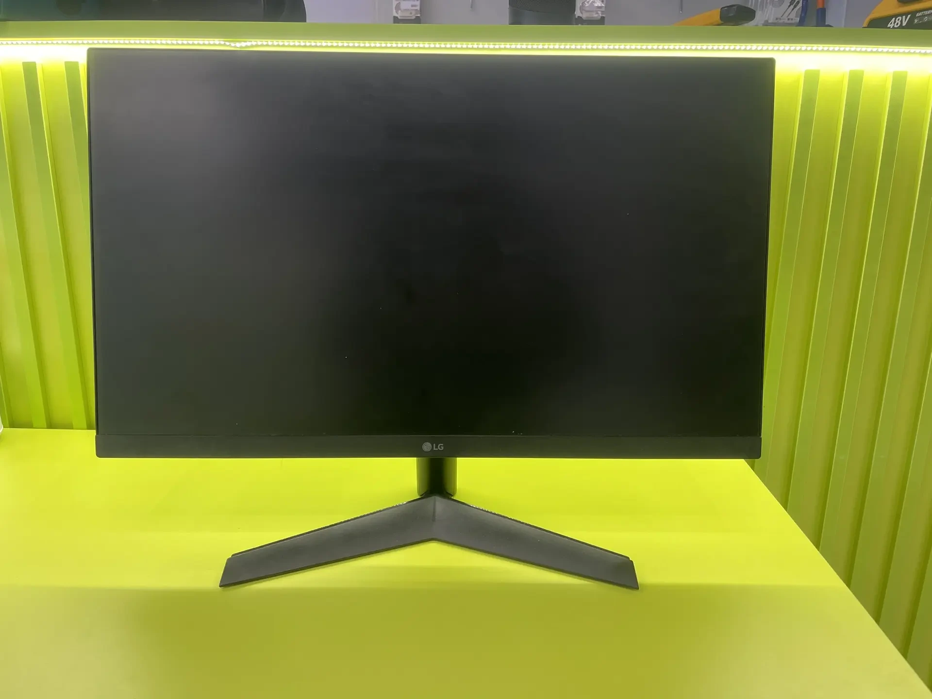 Монитор LG UltraGear 24GN60R-B черный