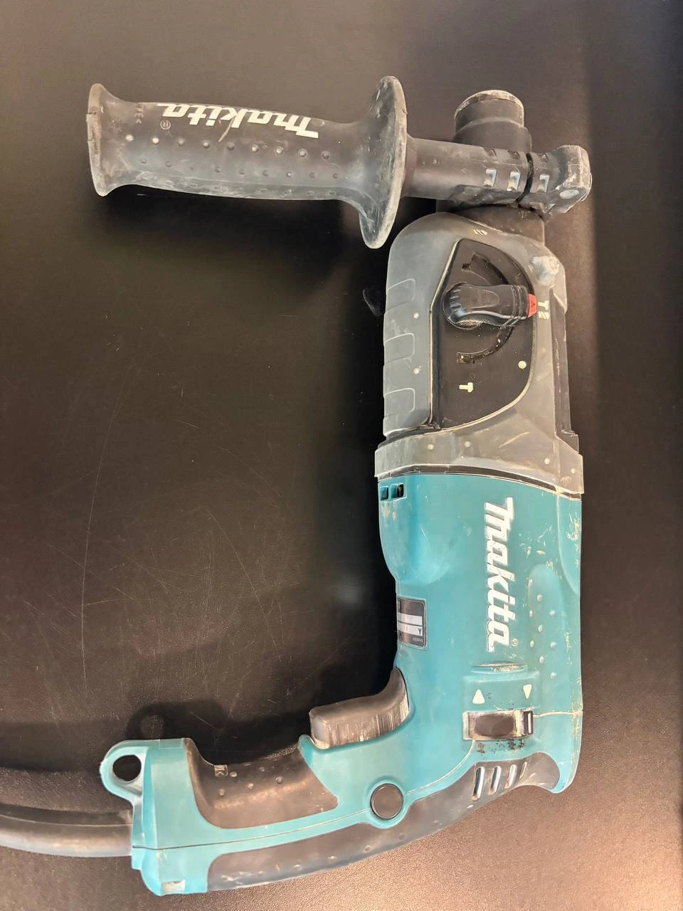 Перфоратор Makita hr2470**