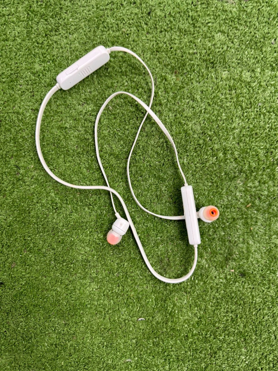 Беспроводные наушники JBL Tune 115BT**