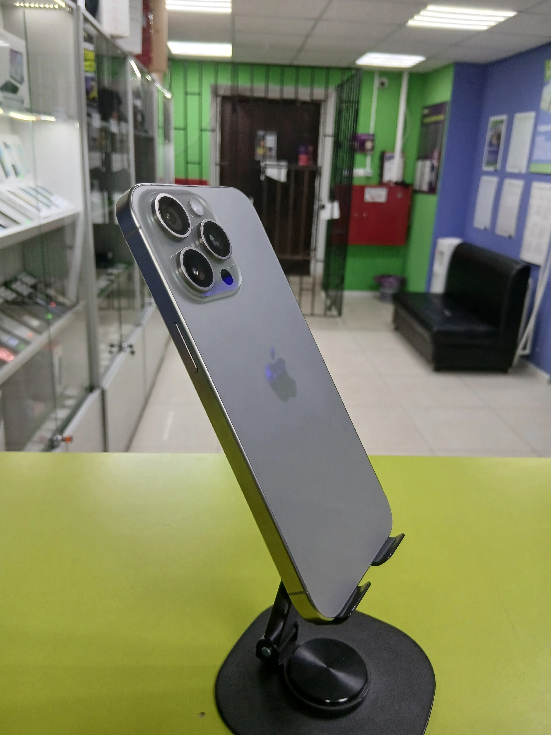 Смартфон iPhone 15 Pro Max 256 ГБ