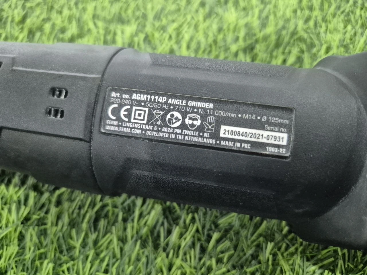 УШМ Ferm AGM1114P 710W
