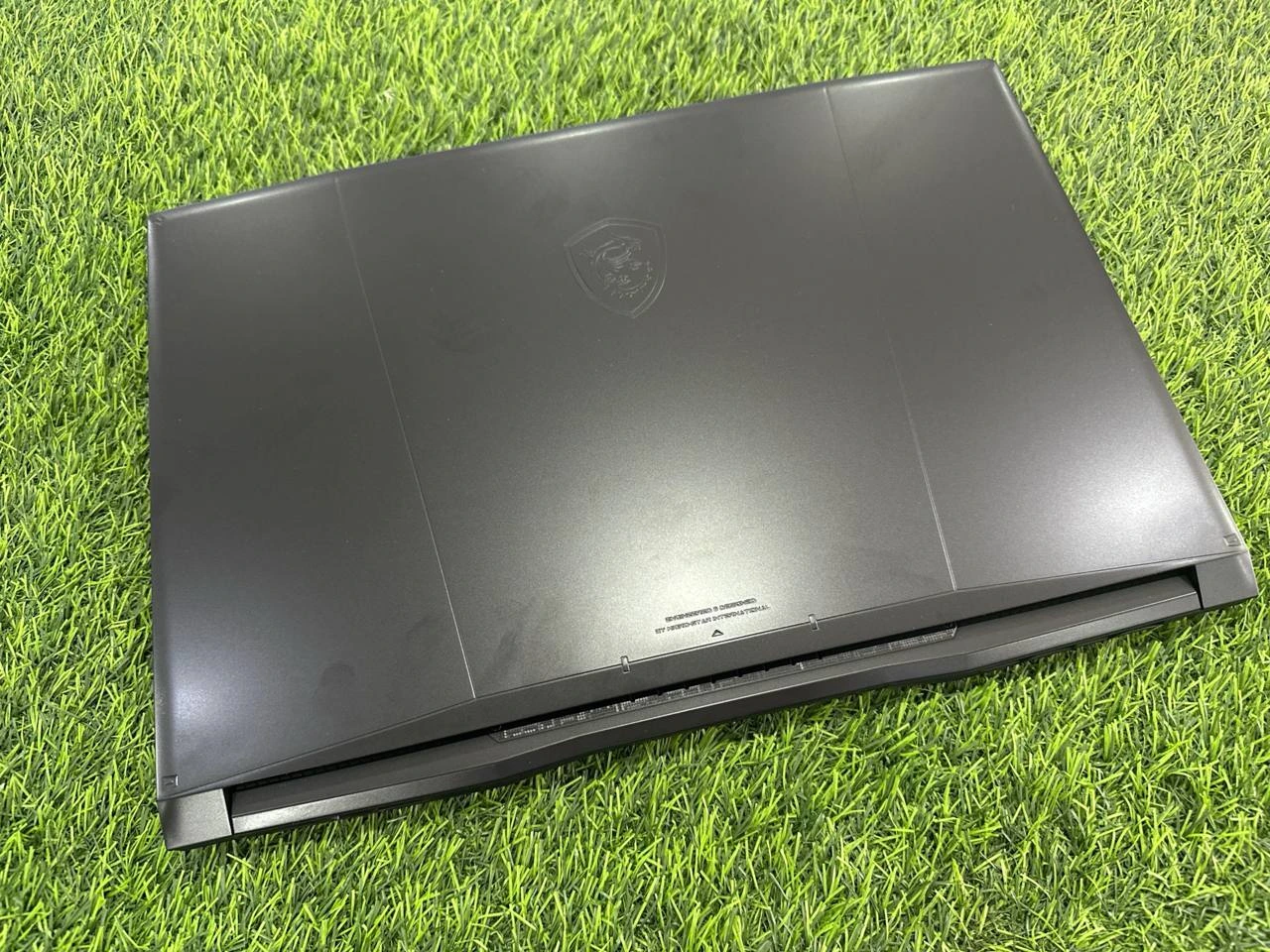 Ноутбук MSI Katana 17 B12VEK-1446XRU