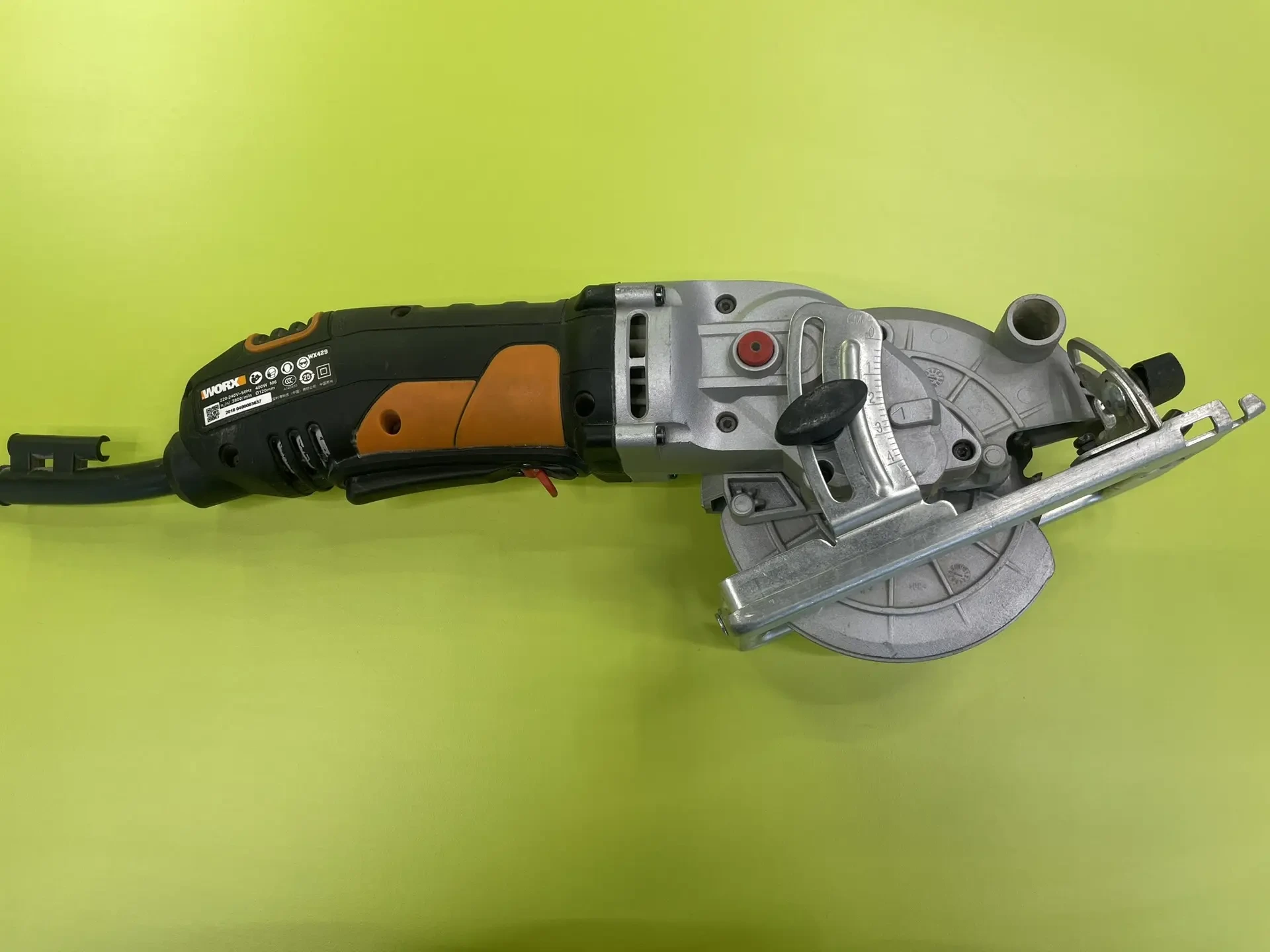 Мини циркулярная пила WORX WX429