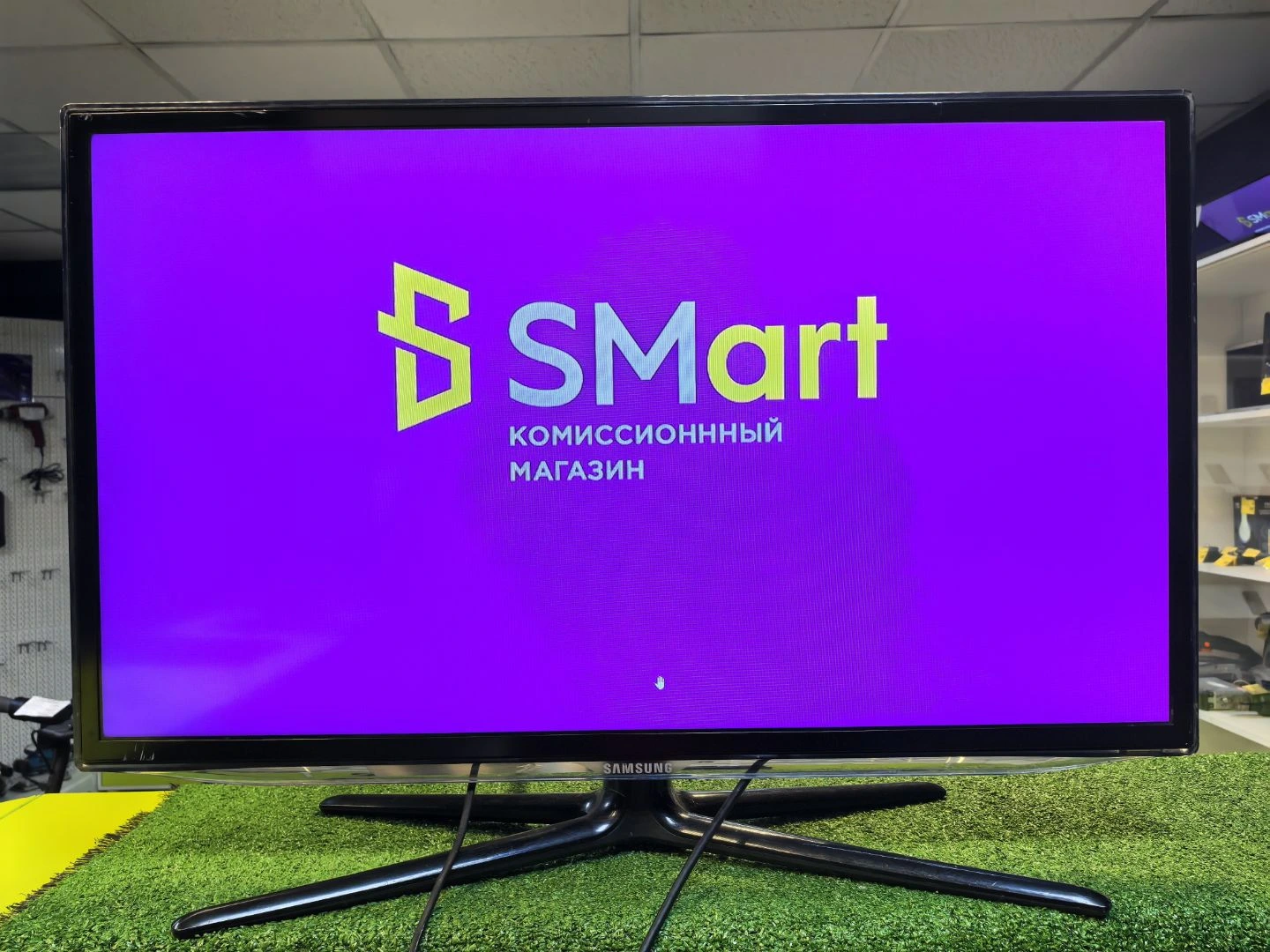 Телевизор Samsung UE32ES6307U