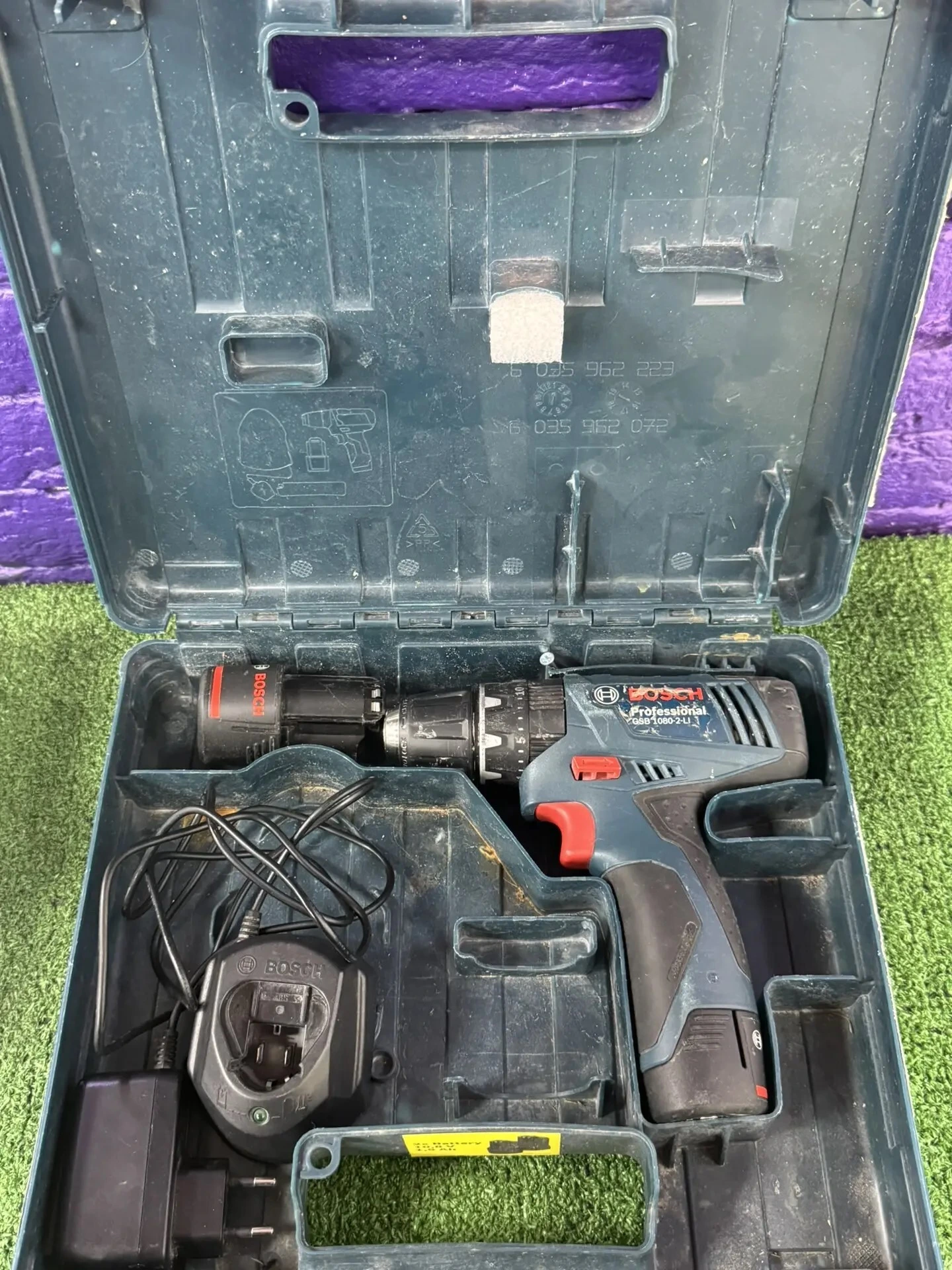 Шуруповерт Bosch GSB 1080-2-LI