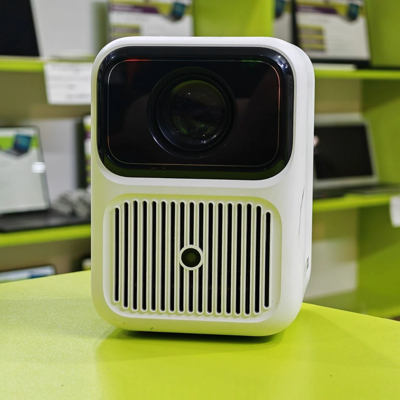 Проектор Wanbo Projector