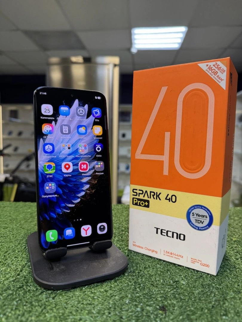 Смартфон Tecno SPARK 40 Pro+ 8/256 ГБ