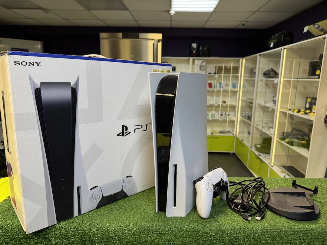 Игровая консоль Sony Playstation 5 с дисководом