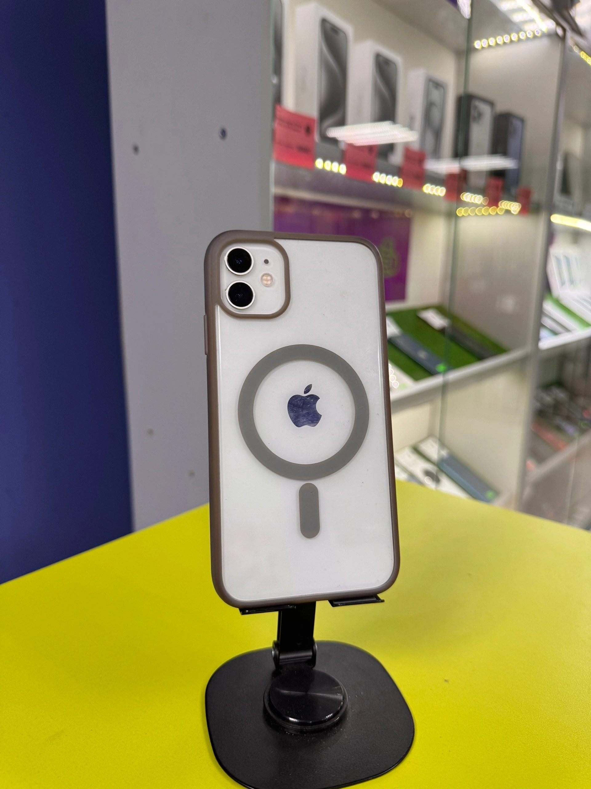 Смартфон iphone 11 64гб**