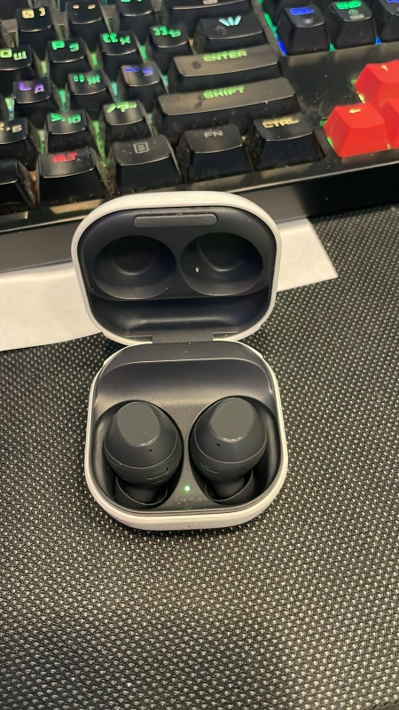 Наушники Samsung Galaxy Buds FE **