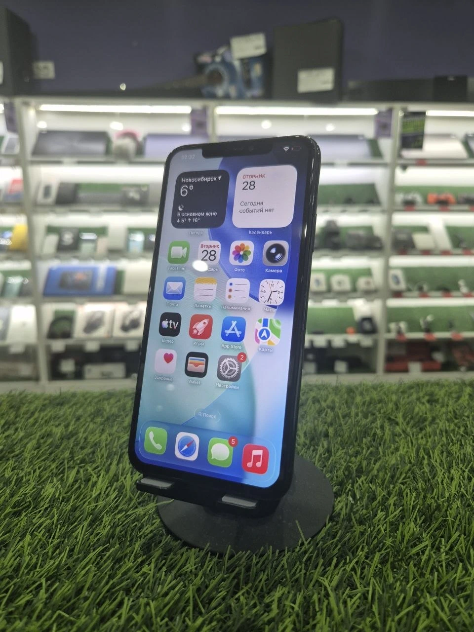 iPhone 11 Pro Max 256 ГБ зеленый