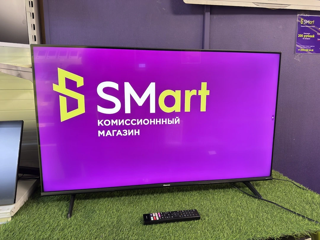 Телевизор Hisense 43E7HQ черный