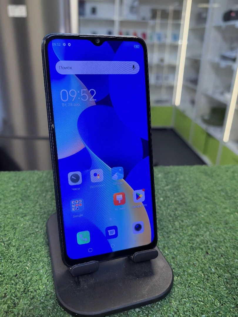 Смартфон Tecno SPARK 10C 4/64 ГБ