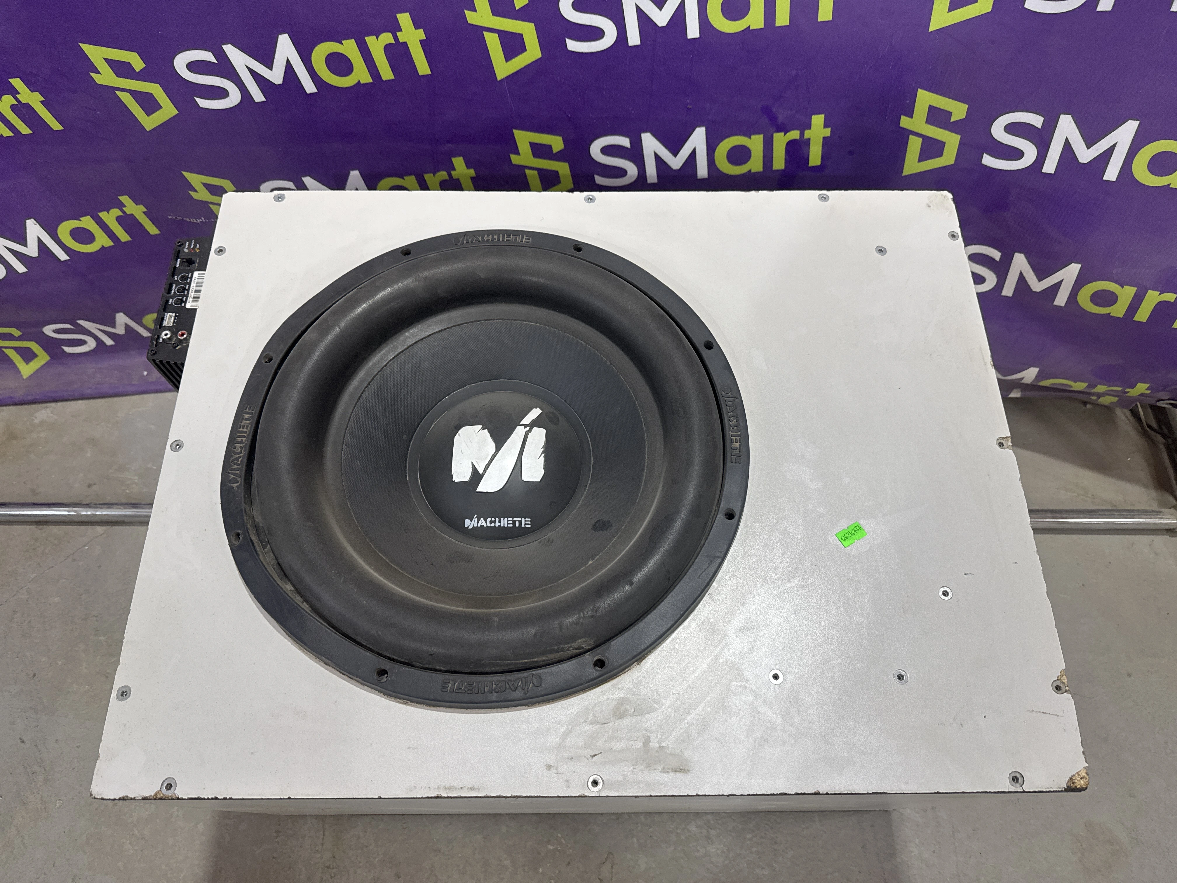 Саббуфер мачета с усилителем db deaf bonce atom 1600.1pro