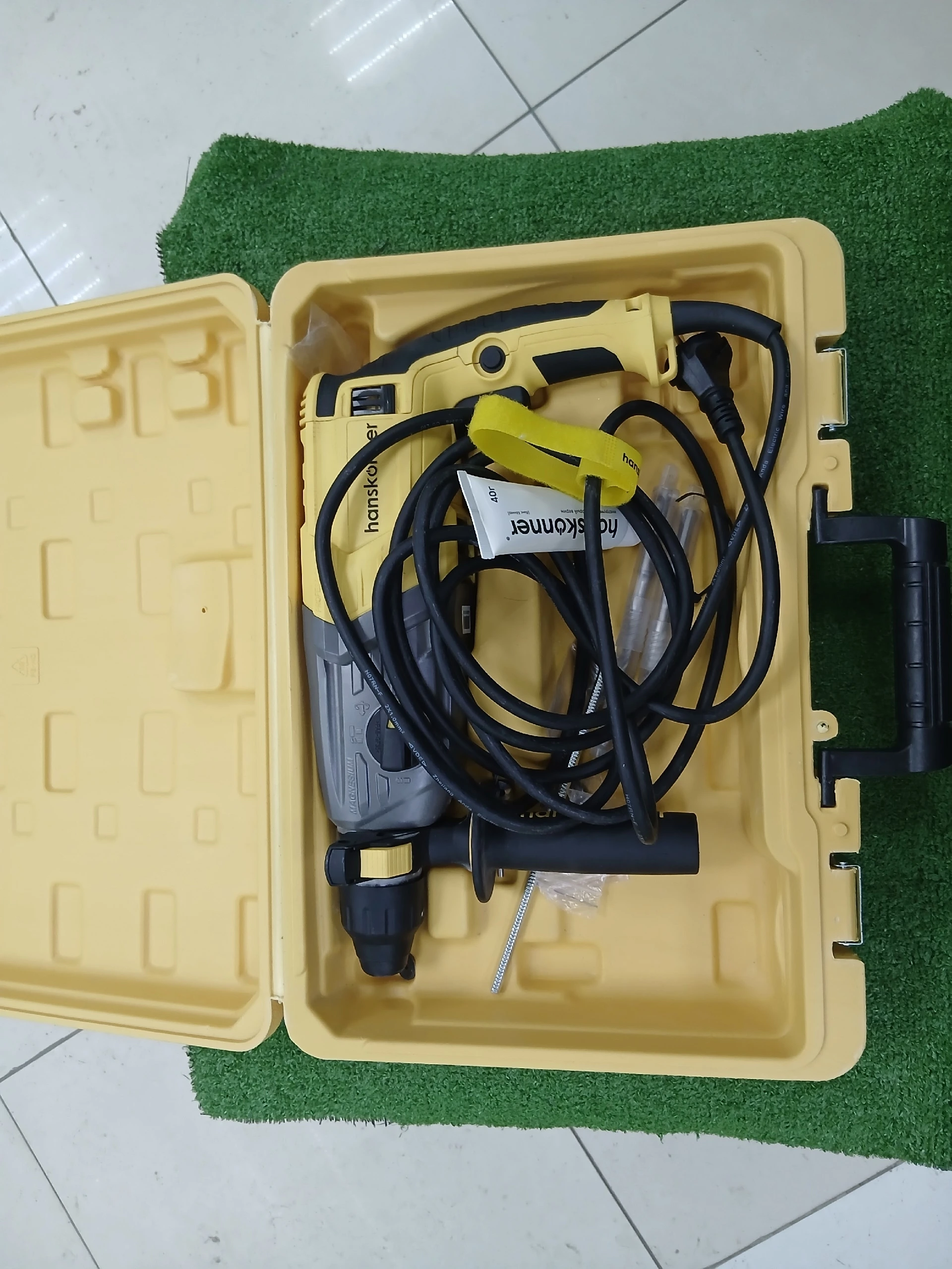 Перфоратор Hanskonner SDS Plus HRH0928mlre
