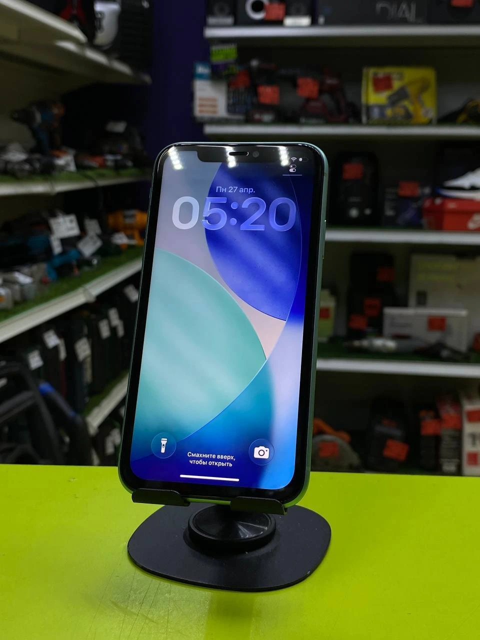 iPhone 11, 128 ГБ, зелёный